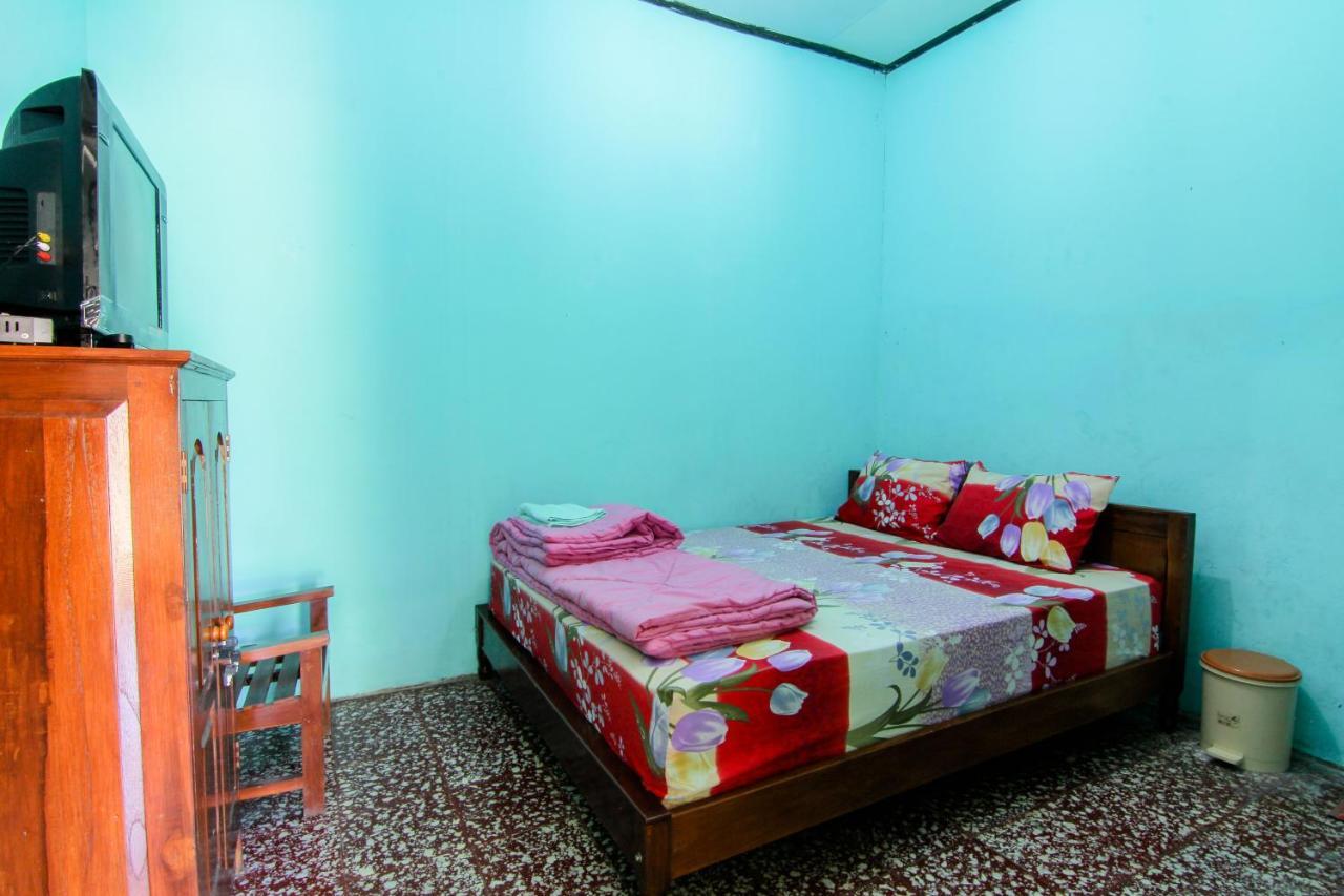 Hotel Losmen Melati Bantul Exterior foto