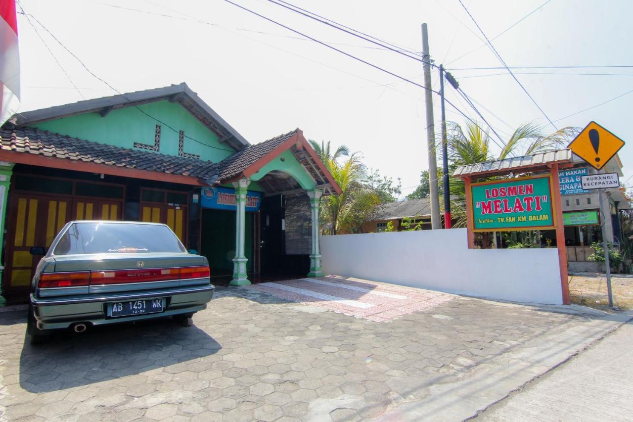 Hotel Losmen Melati Bantul Exterior foto